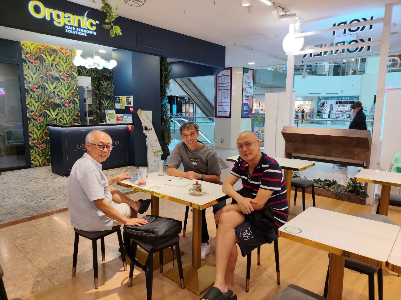 Sagelion founders discussing IT setup
